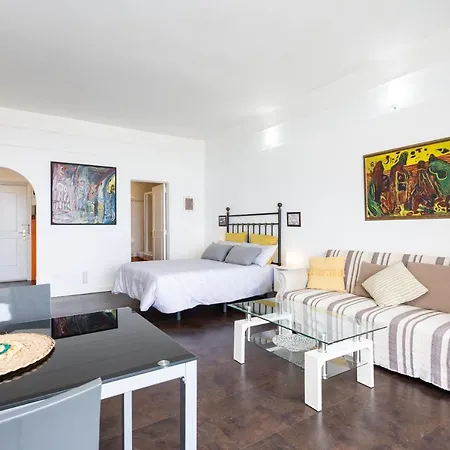 Daire Home2book Terrace & Views *