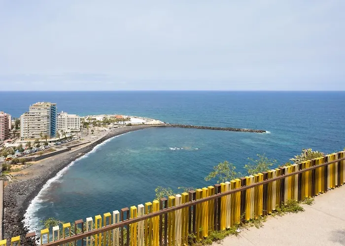 Home2book Terrace & Views * 拉克鲁斯