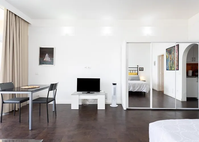 公寓 Home2book Terrace & Views